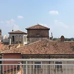 Gatto Romeo Apartments